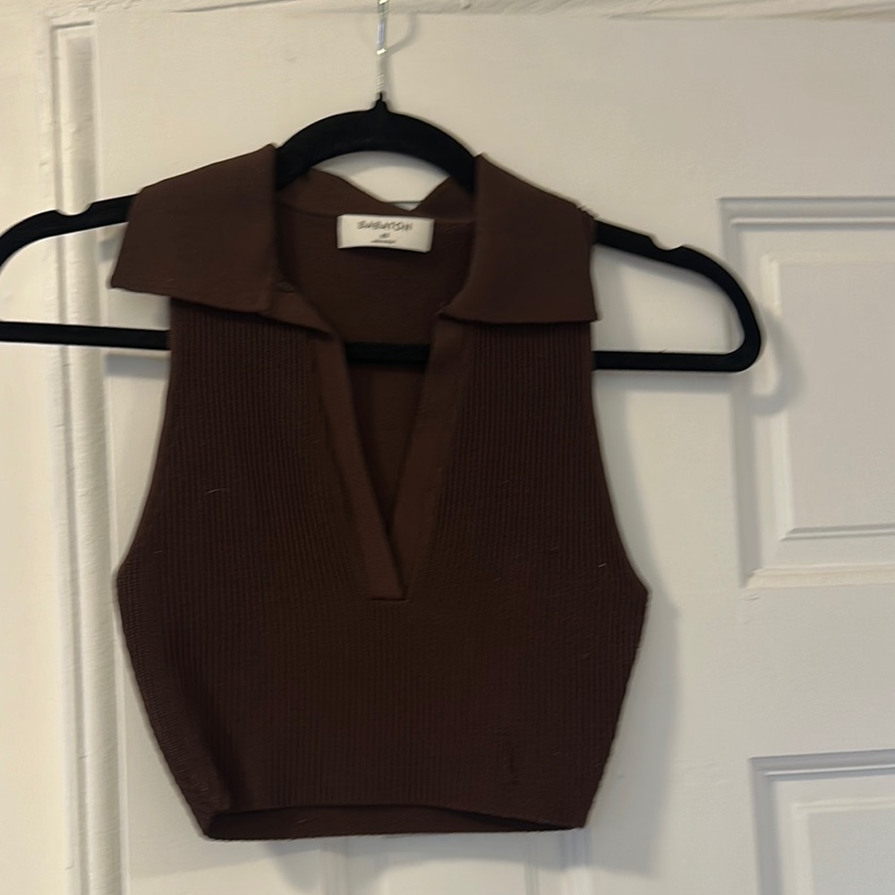 Brown Sleeveless Collared Top